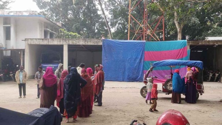ভূঞাপুরে মায়ের সামনে বাবাকে পিটিয়ে হত্যা