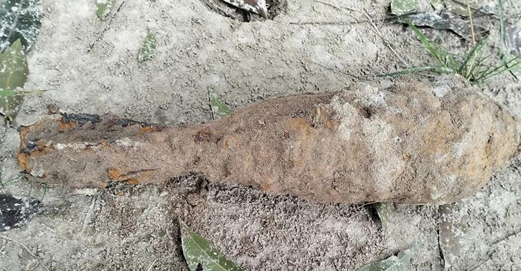 ঘাটাইলে একটি অবিস্ফোরিত মর্টারের গোলা সাদৃশ্য লোহার বস্তু ‍উদ্ধার