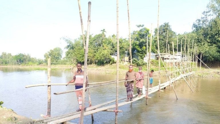 মধুপুরে ব্রিজের অভাবে চার গ্রামের প্রায় ৯ হাজার মানুষের দুর্ভোগ চরমে