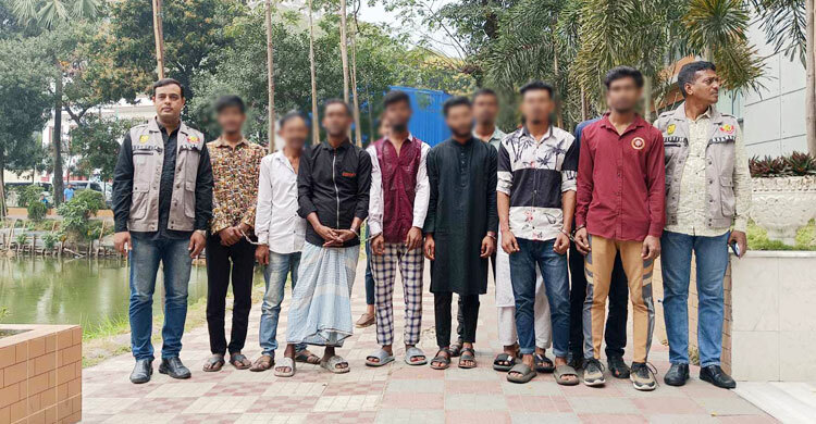 মোহাম্মদপুরে কিশোর গ্যাংয়ের ১০ সদস্য গ্রেফতার