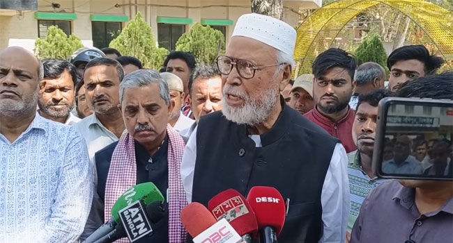 দেশের গরিব ইফতারে বরই খাবে আর বিত্তশালীরা খেজুর খাবে এটা অবিচার-কাদের সিদ্দিকী