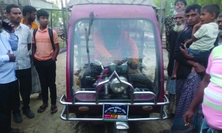 ঘাটাইলের সাগরদিঘীতে অটোর ধাক্কায় এক শিশু নিহত