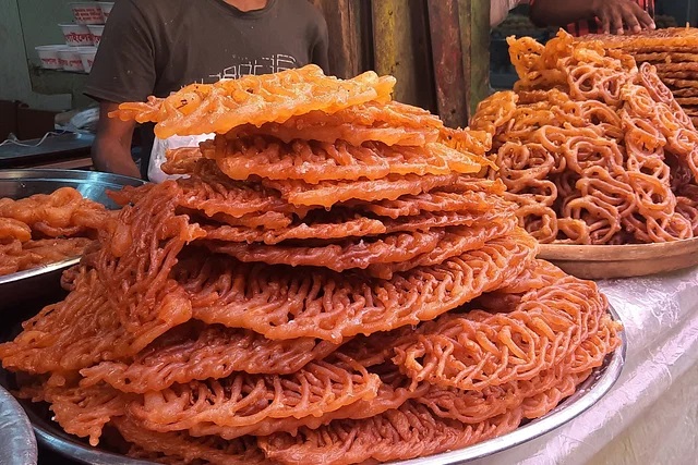 টাঙ্গাইলে ইফতার জমে না জিলাপি ছাড়া