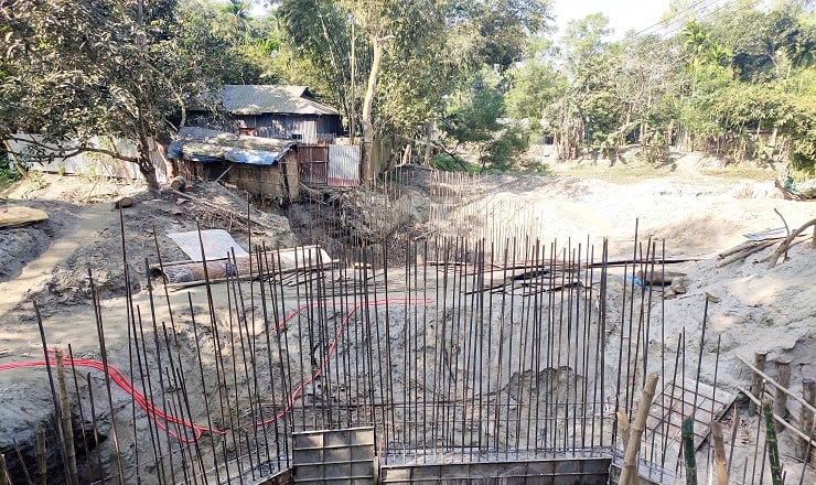 ভূঞাপুরে রাস্তা ছাড়াই কোটি টাকার ব্রিজ নির্মাণের অভিযোগ
