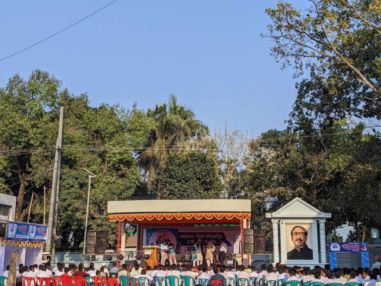 মধুপুরে ৩ দিনব্যাপী অমর একুশে বইমেলার উদ্বোধন