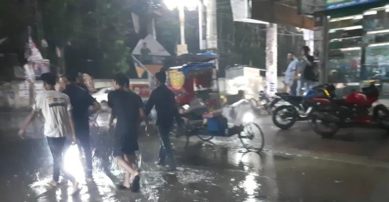 টাঙ্গাইলে ৩৫ দিন পর এক পশলা স্বস্তির বৃষ্টি