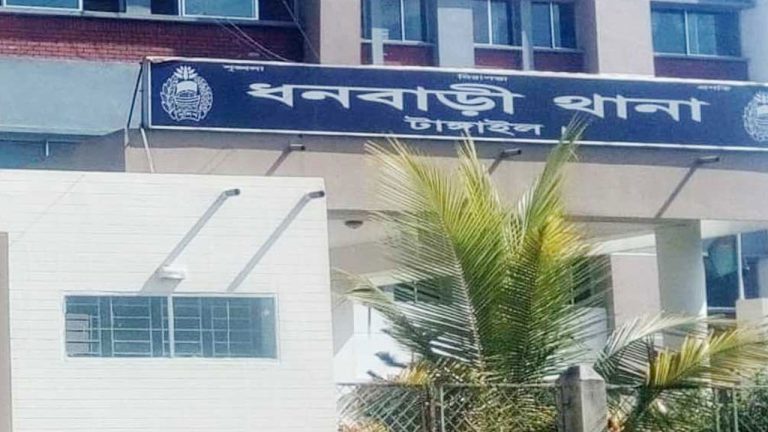 ধনবাড়ীতে পুলিশকে পিটিয়ে আসামি ছিনিয়ে নিয়েছে স্বজনরা