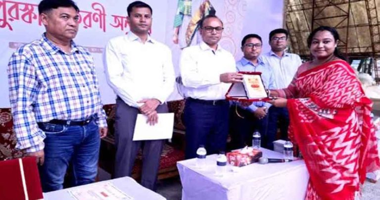টাংগাইলে উদ্যোক্তা মেলা সমাপ্ত ও পুরস্কার বিতরণী