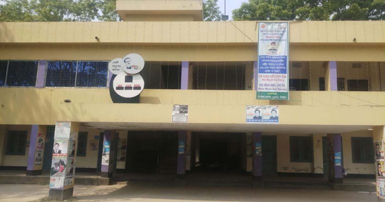ভূঞাপুরে পিয়নের বিরুদ্ধে ৩ কোটি টাকা হাতিয়ে নেয়ার অভিযোগ