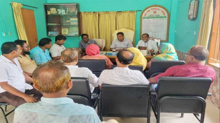 কালিহাতীতে ভেদাভেদ ভুলে একসাথে কাজ করার অঙ্গীকার ইউপি চেয়ারম্যান ও সদস্যদের