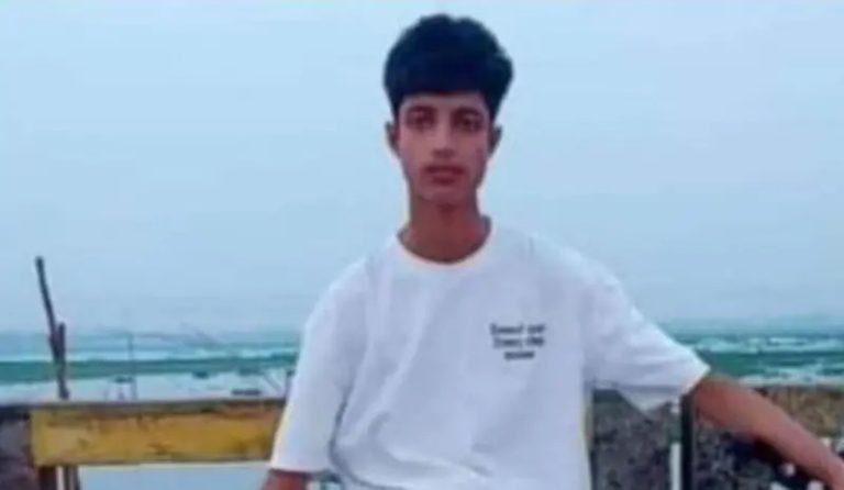 ঘাটাইলে সড়ক দুর্ঘটনায় স্কুলছাত্র নিহত