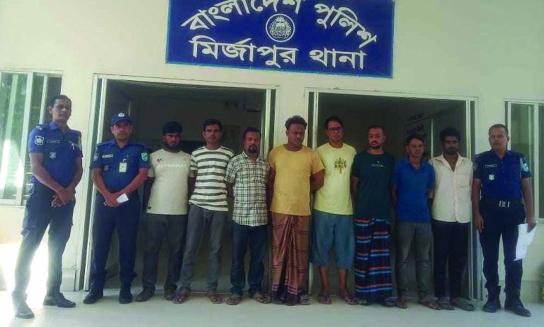 মির্জাপুরে হিমেলের মামলায় ৪ জন গ্রেফতার