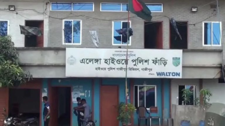 টাংগাইলে সড়ক দুর্ঘটনায় নিহত ২