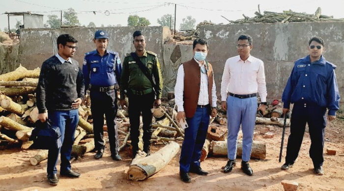 কালিহাতীতে ইটভাটা মালিককে জরিমানা