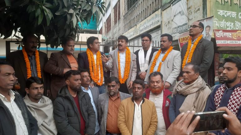 উপজেলা কেন্দ্রীয় সমবায় এসোশিয়েশন লিমিটেডের ব্যবস্থাপনা কমিটির নির্বাচনে মির্জাপুরে পরিচালক পদে ইঞ্জিনিয়ার মাহফুজ মল্লিক বিপুল ভোটে নির্বাচিত