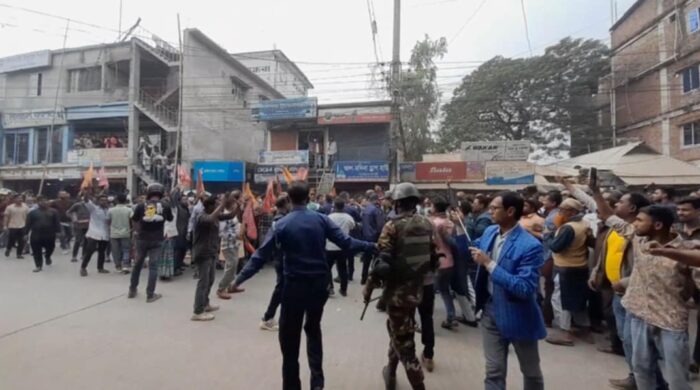 সখীপুরে কৃষক শ্রমিক জনতা লীগ ও বিএনপির সংঘর্ষ
