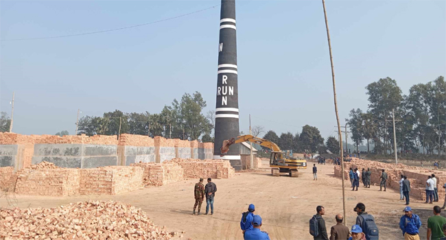 মির্জাপুরে অবৈধ ভাটা গুড়িয়ে দিল প্রশাসন