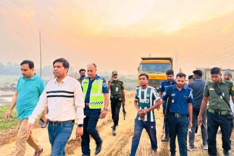 মির্জাপুরে মাটি লুটেরাদের বিরুদ্ধে ৪ মাসে ৭৪ মামলা ৮১ লাখ টাকা জরিমানা