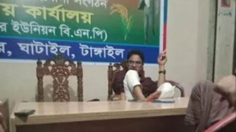 ঘাটাইলে আ.লীগ কর্মী থাকার ব্যবস্থা করে বিএনপি