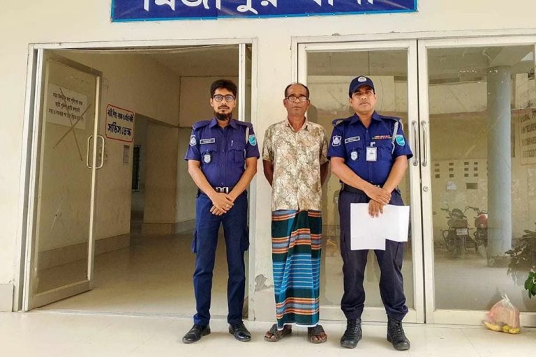 মির্জাপুরে আওয়ামী লীগের সাধারণ সম্পাদক গ্রেফতার