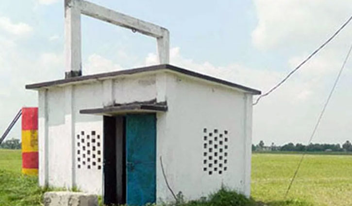 চলতি মৌসুমে টাংগাইলে প্রায় ১০ কোটি টাকার ক্ষতি হয়েছে প্রান্তিক কৃষকদের
