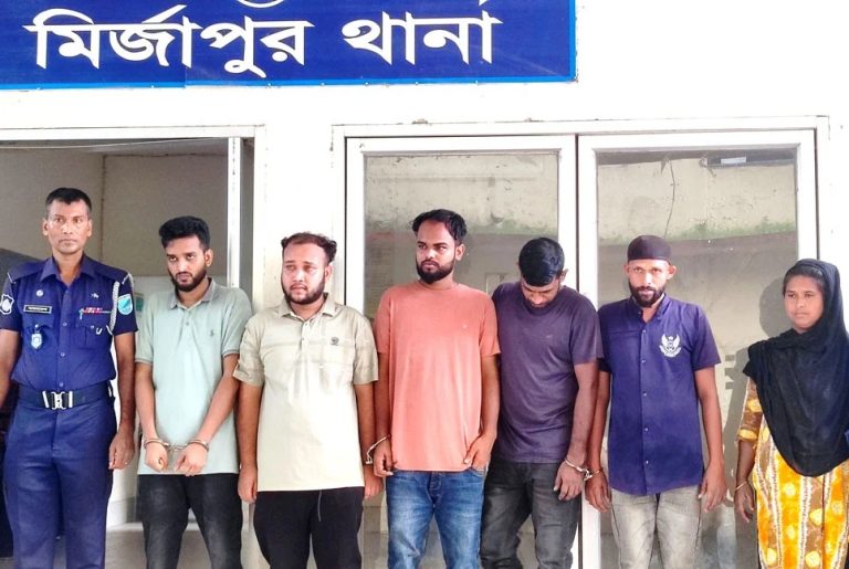 মির্জাপুরে ভাড়াটিয়া সন্ত্রাসী দিয়ে স্বামীকে অপহরণ, স্ত্রীসহ গ্রেফতার ৬ জন