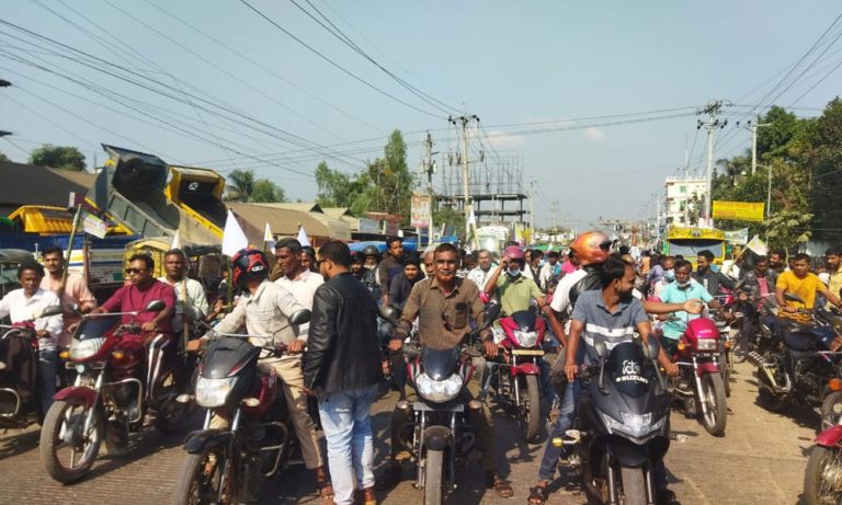 মধুপুরে অ্যাড. মোহাম্মদ আলীর মোটরসাইকেল শোভাযাত্রা  