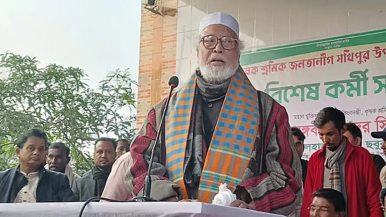 আমি তারেক রহমানের ইলেকশন করতে যাইতে পারি, কিন্তু আহমেদ আযম খান না-বঙ্গবীর কাদের সিদ্দিকী