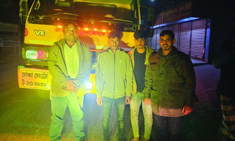 মির্জাপুরে অবৈধভাবে মাটি কাটার অপরাধে দুই জনকে জরিমানা