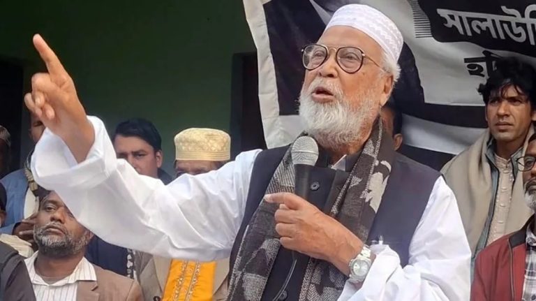 টাংগাইল-৮ আসনের স্বতন্ত্র প্রার্থীর পক্ষে মাঠে নেমেছেন কাদের সিদ্দিকী