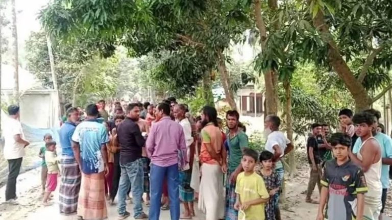 গোপালপুরে পঞ্চম শ্রেণির শিক্ষার্থীকে যৌন নিপীড়নের অভিযোগে প্রধান শিক্ষককে গণপিটুনি