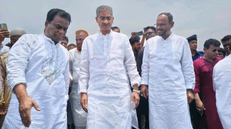 টাংগাইলে যমুনার ভাঙন রক্ষায় স্থায়ী বেড়িবাঁধ নির্মাণের ঘোষণা