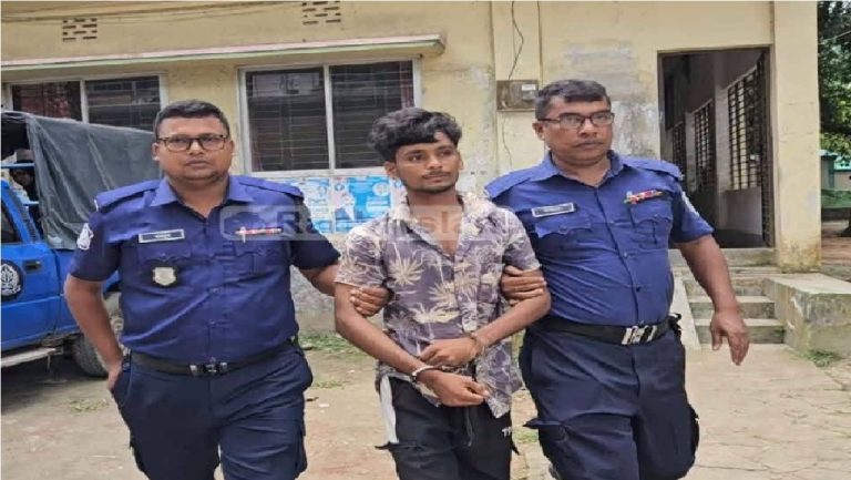 মির্জাপুরে স্কুল শিক্ষার্থীদের উত্ত্যক্তকারী বখাটে গ্রেপ্তার