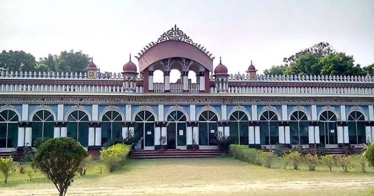 টাঙ্গাইল জেলায় পর্যটনের অপার সম্ভাবনা রয়েছে